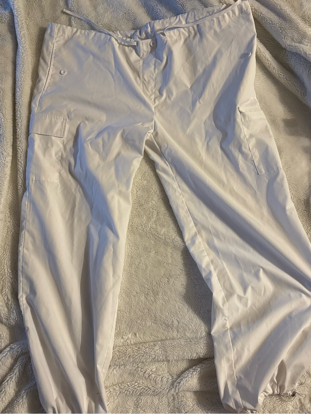 Cider White Women’s Cargo Pants with Drawstring Cuffs